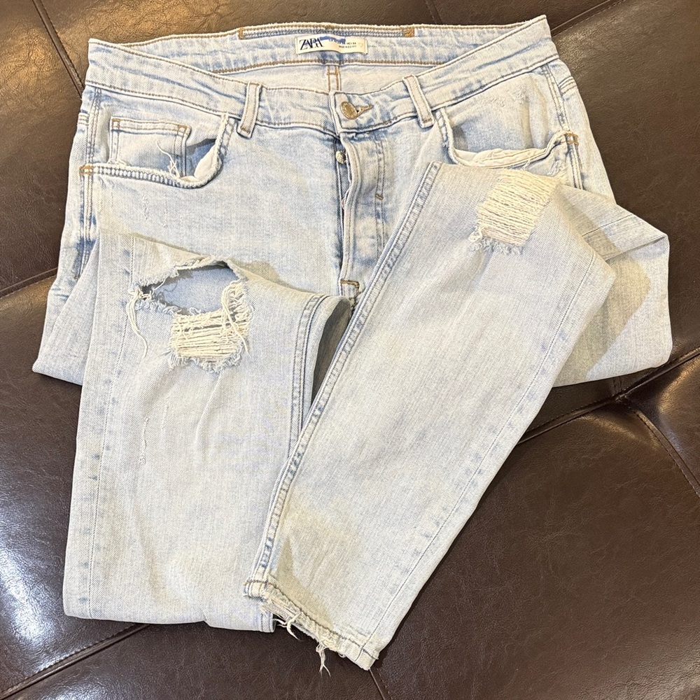 Zara Light Blue Ripped Jeans